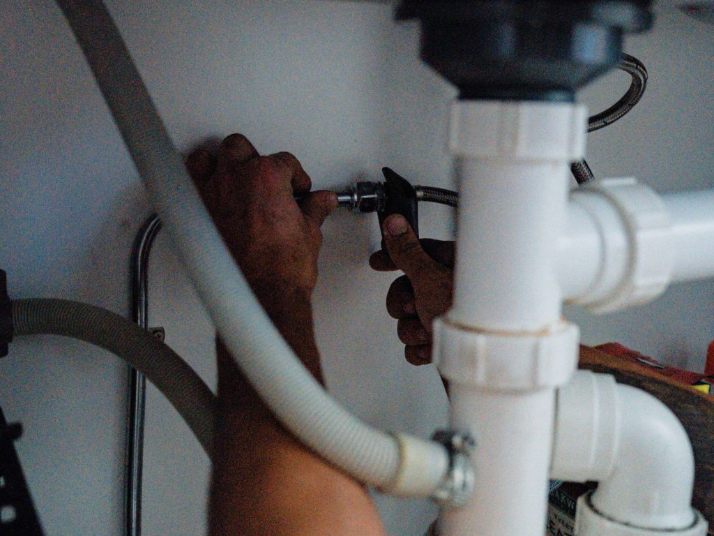 Flexi hose connection replacement